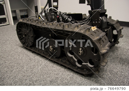 Search and rescue robot 76649790