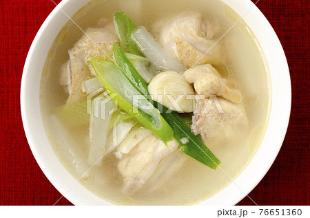 鶏肉の中華風スタミナスープ 鶏肉の中華風スタミナスープ 76651360