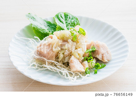 鶏のネギ塩だれ焼き 76656149