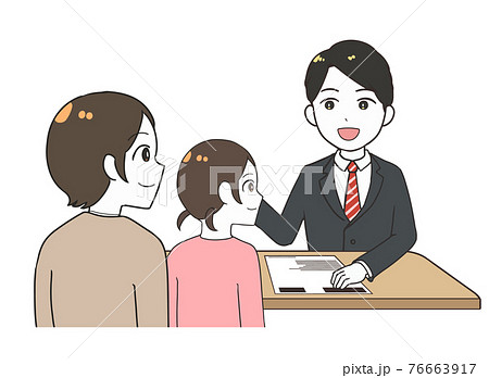 三者面談　男性の先生　母と娘 76663917