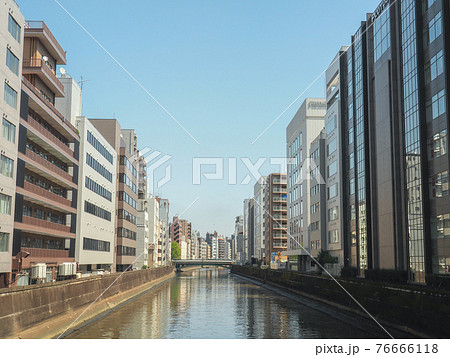 東京・秋葉原付近の神田川 76666118