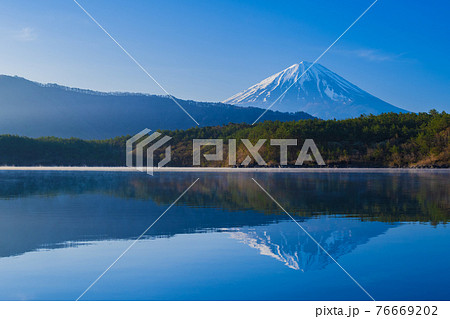逆さ富士 高画質 風景写真素材の写真素材