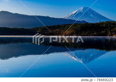 逆さ富士 高画質 風景写真素材の写真素材