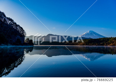 逆さ富士 高画質 風景写真素材の写真素材