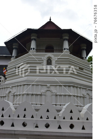 キャンディ、仏歯寺 76676358