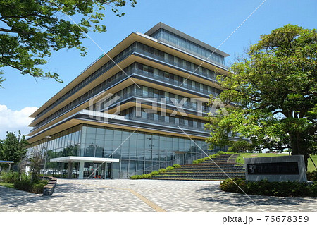 習志野市役所　千葉県習志野市 76678359