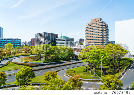 東京多摩センター 春の駅前風景 東京多摩センター 春の駅前風景 76678495