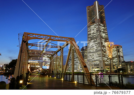 横浜みなとみらい21　夜景 76679377
