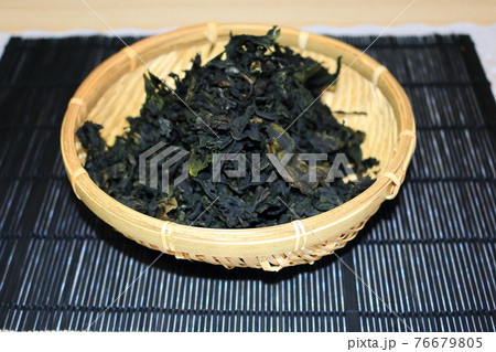 瀬戸内産ワカメ 76679805