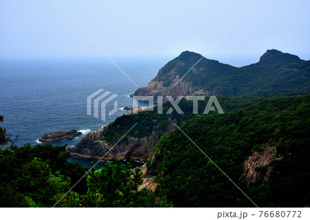 足摺半島・足摺岬・臼碆（うすばえ）と呼ばれるエリアの雄大な眺め・四国・高知県・土佐清水市(4) 76680772