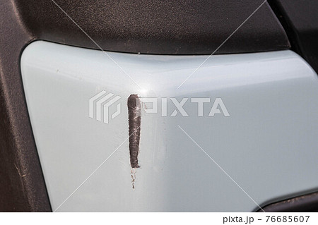 車の傷 車の傷 76685607