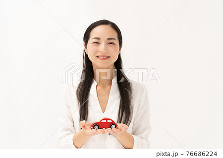 ミドル女性 ミニカー 自動車 ミドル女性 ミニカー 自動車 76686224