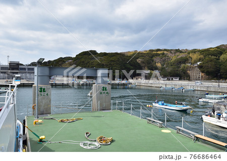 宮城県石巻市田代島　仁斗田港に着船 76686464