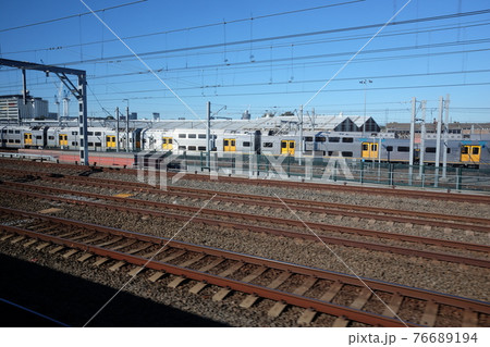 雄大なオーストラリアの開拓精神にふれる魅惑の大陸横断鉄道インディアン パシフィック号の旅 車窓の風景の写真素材