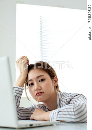 女性 女 女の子 76689389