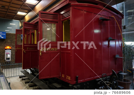 雄大なオーストラリアの開拓精神にふれる魅惑の大陸横断鉄道インディアン・パシフィック号の旅　東パース駅 76689606