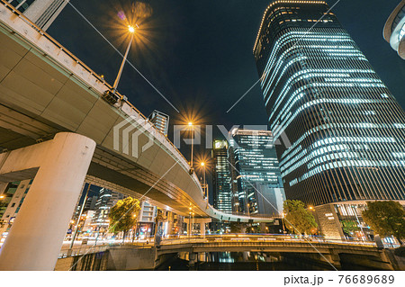 大阪中心街　中之島　錦橋から　都市夜景 76689689