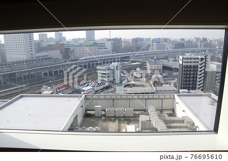 ホテルの部屋から　岡山駅の眺め3 76695610