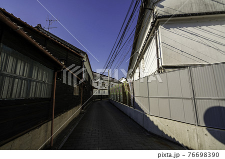 西条酒蔵通り 賀茂鶴酒造 本社醸造蔵 広島県東広島市 西条酒蔵通り 賀茂鶴酒造 本社醸造蔵 広島県東広島市 76698390