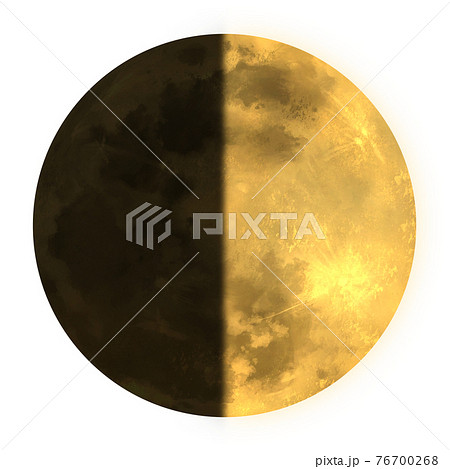 金色に光る月齢7 上弦 の月のイラスト素材のイラスト素材
