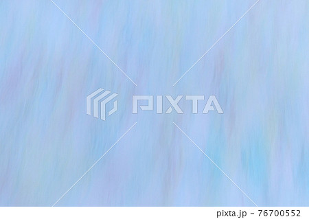 青色系抽象的背景　ゆるやかな流れ・ライン 76700552