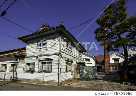 西条酒蔵通り　福美人酒造　広島県東広島市 76701960
