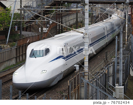 新幹線N700S J12編成 山科付近にて 新幹線N700S J12編成 山科付近にて 76702434