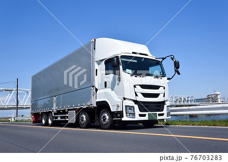 大型トラック 物流 イメージの写真素材