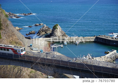 春の三陸鉄道 大沢橋梁 春の三陸鉄道 大沢橋梁 76703780