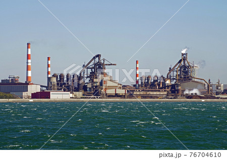扇島の製鉄所の景色 76704610