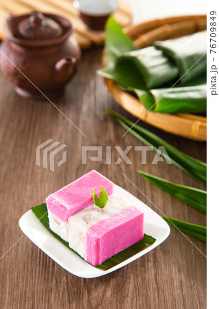 Malaysia traditional snacks from Peranakan Culture - Kuih Talam made of pandan leaf and coconut 76709849