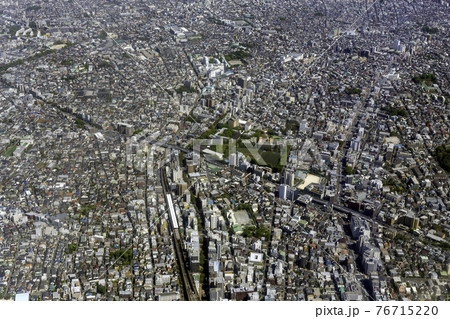 西武池袋線の桜台駅上空から江古田駅方向を空撮 76715220