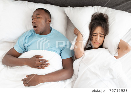 Family problems, apnea and insomnia due spouse Family problems, apnea and insomnia due spouse 76715923