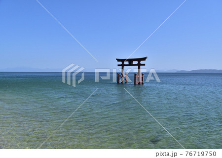 白髭神社の鳥居 76719750