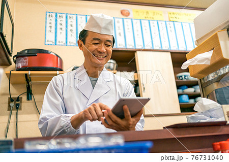 個人飲食店のタブレット活用 個人飲食店のタブレット活用 76731040