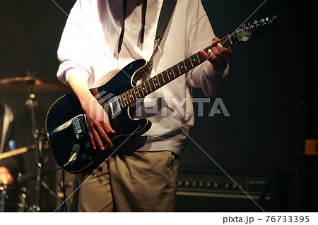 ギターリスト 76733395