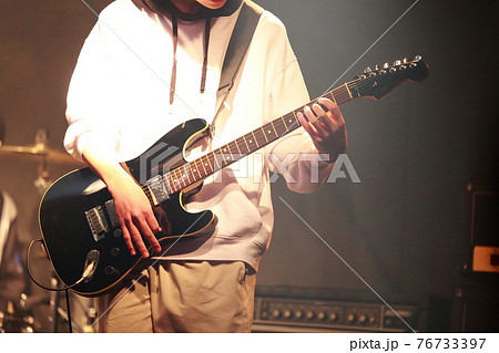 ギターリスト 76733397