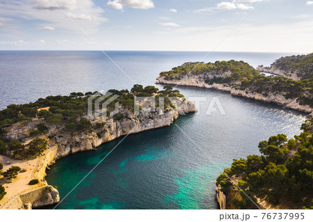 View of the Calanque de Port Mioux, one of the largest fjords between Marseille and Cassis, France View of the Calanque de Port Mioux, one of the largest fjords between Marseille and Cassis, France 76737995