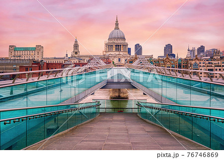Millenium bridge and St Pauls Cathedral in London, England, UK 76746869