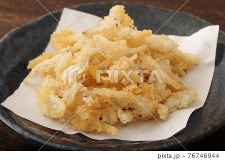 白魚の唐揚げ 白魚の唐揚げ 76746944