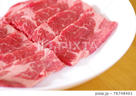 米国産ブラックアンガス牛のカルビ肉 76748401