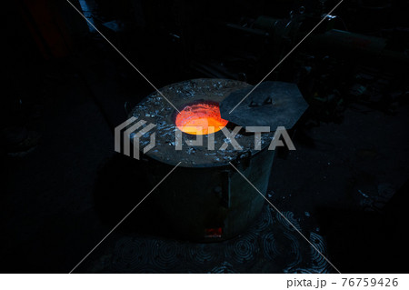 Production of aluminum from waste at outdated foundry 76759426