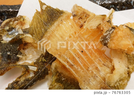 鮃（ひらめ）の骨煎餅 76763305