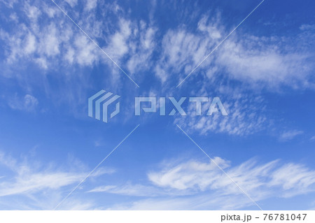 うろこ雲の空 うろこ雲の空 76781047