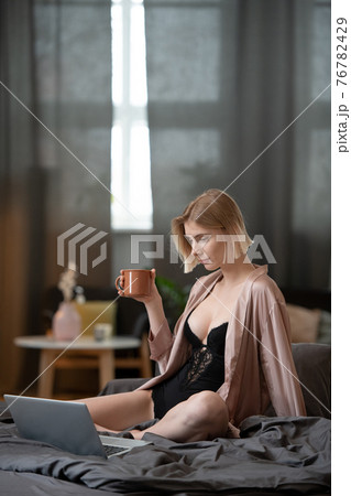 Woman working in the morning Woman working in the morning 76782429