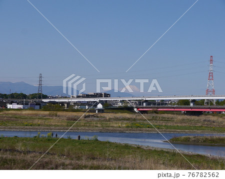 立日橋と富士山（関東の富士見百景） 76782562