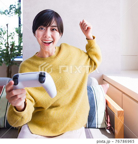 eスポーツ　オンライン対戦　ゲーム配信　ゲーム実況　【 コロナ禍 ニューノーマル 】 76786965