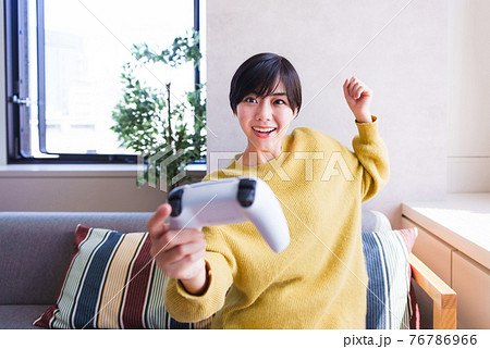 eスポーツ オンライン対戦 ゲーム配信 ゲーム実況 【 コロナ禍 ニューノーマル 】 eスポーツ オンライン対戦 ゲーム配信 ゲーム実況 【 コロナ禍 ニューノーマル 】 76786966