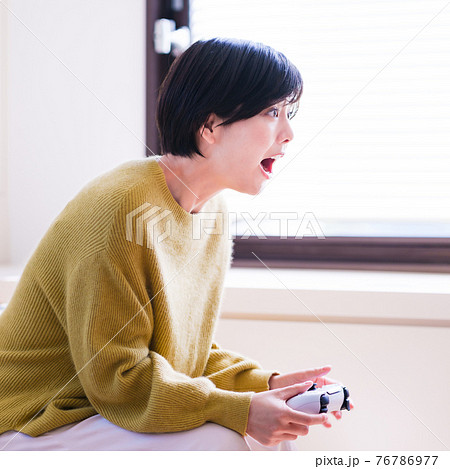 eスポーツ　オンライン対戦　ゲーム配信　ゲーム実況　【 コロナ禍 ニューノーマル 】 76786977