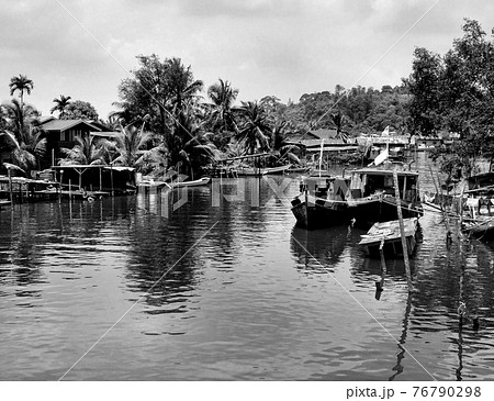 Borneo Fishing Village River Scene Monochrome Borneo Fishing Village River Scene Monochrome 76790298
